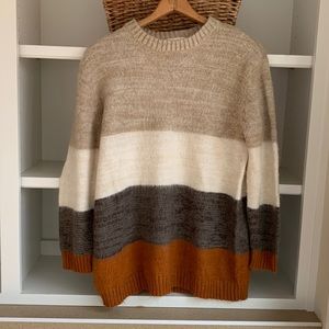 Cozy fall sweater size Med